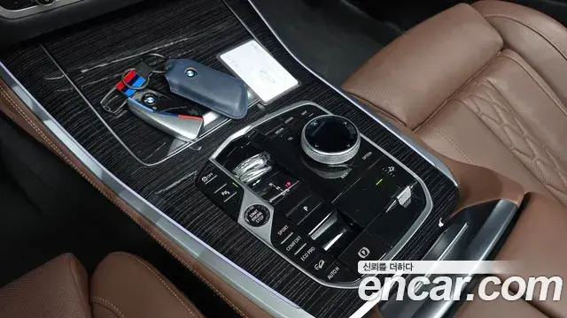 BMW X5 2024 — Photo 8/20