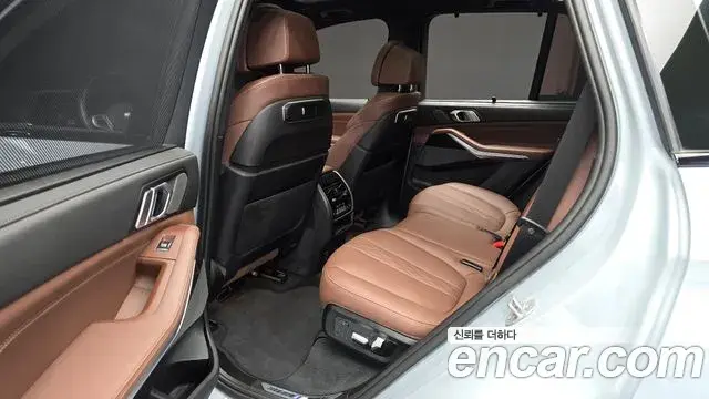 BMW X5 2024 — Photo 10/20