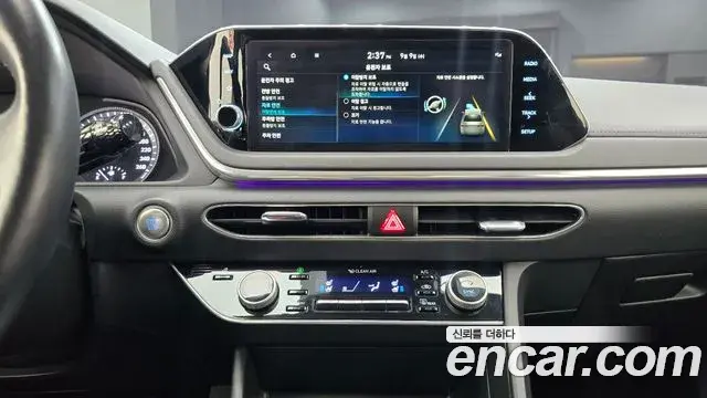 Hyundai Sonata 2021 — Фото 14/20