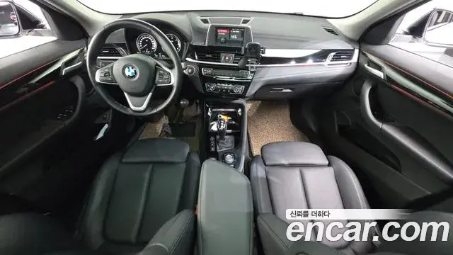 BMW X2 2020 — Фото 10/20
