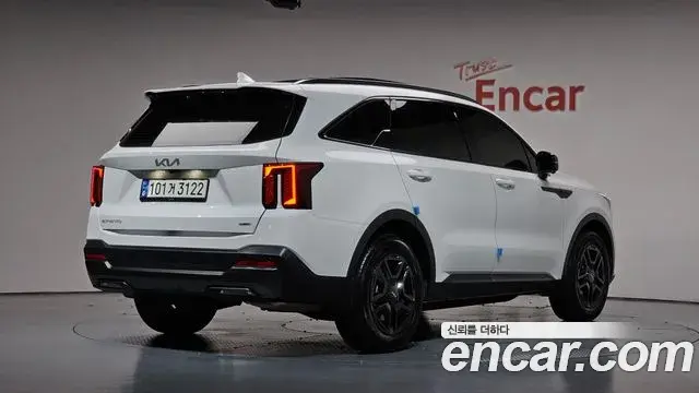 Kia Sorento 2024 — Photo 2/20