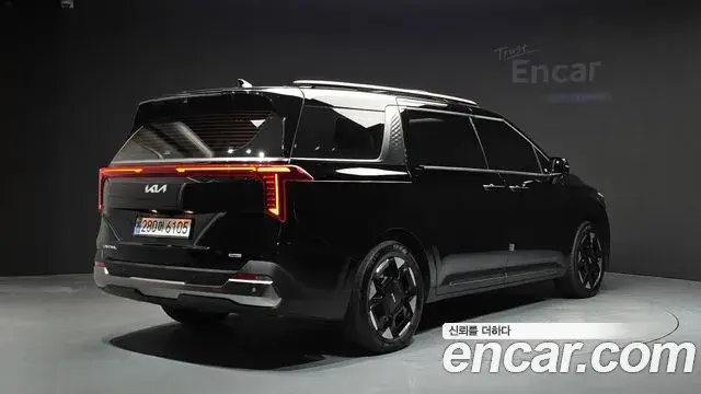 Kia Carnival 2024 — Photo 2/20