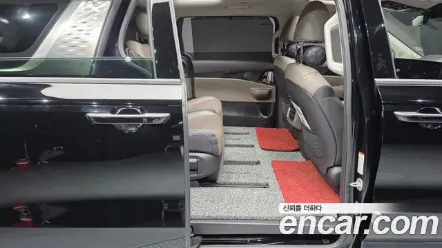 Kia Carnival 2024 — Photo 11/20