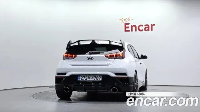 Hyundai Veloster 2021 — Фото 4/20
