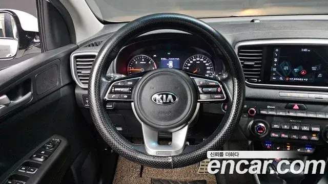 Kia Sportage The Bold 2019 — Фото 13/20