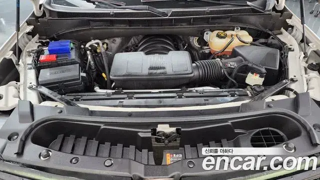 Cadillac Escalade 2022 — Photo 3/37