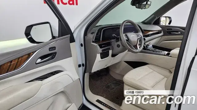 Cadillac Escalade 2022 — Photo 22/37