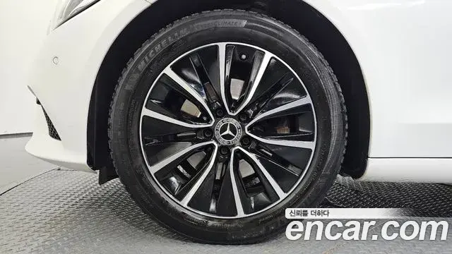 Mercedes-Benz C-Class 2020 — Фото 5/20