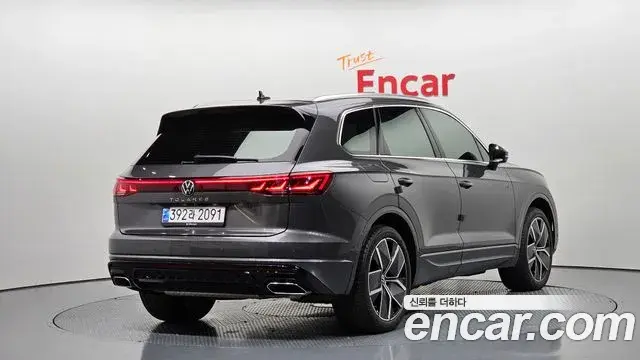 Volkswagen Touareg 2024 — Şəkil 15/50