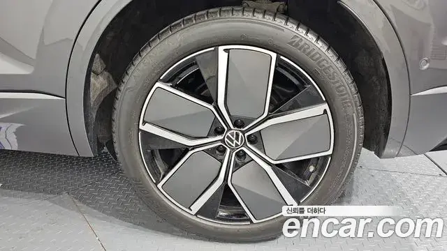 Volkswagen Touareg 2024 — Şəkil 18/50