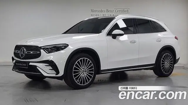 Mercedes-Benz GLC-Class 2023 — Photo 1/19
