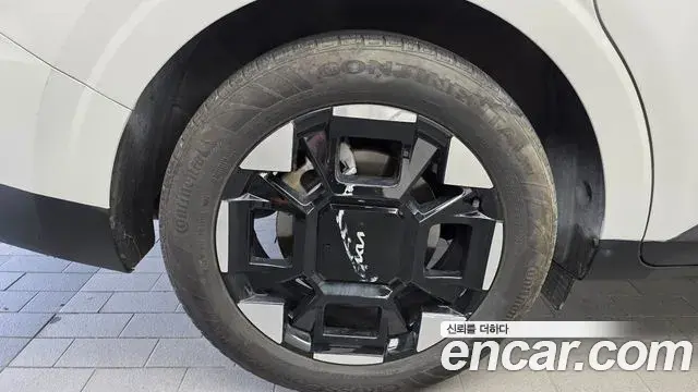 Kia Carnival 2024 — Photo 5/20