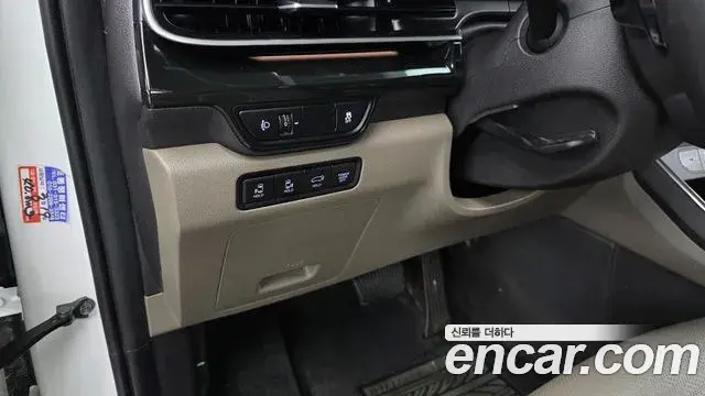Kia Carnival 2024 — Photo 17/20