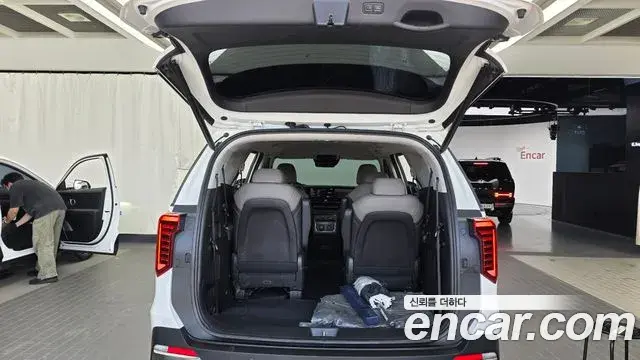 Kia Carnival 2024 — Photo 20/20