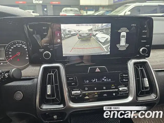 Kia Sorento 2020 — Photo 12/20