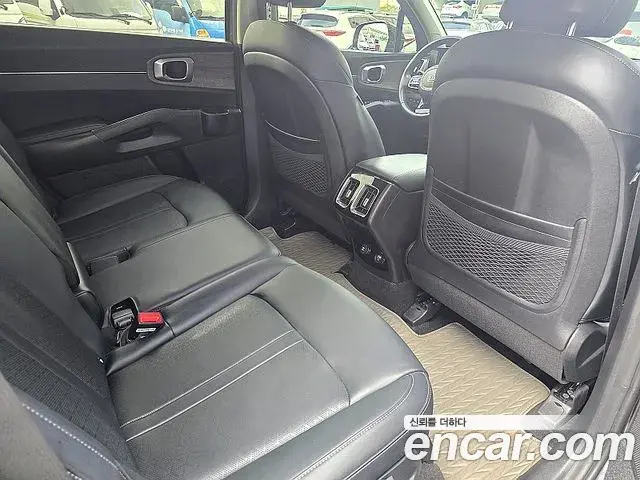 Kia Sorento 2020 — Photo 17/20