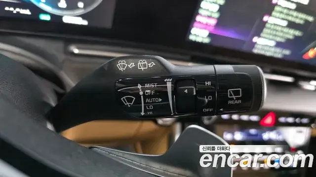 Kia Carnival 2022 — Photo 17/20
