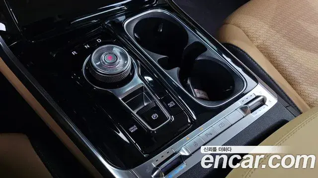 Kia Carnival 2020 — Photo 9/20