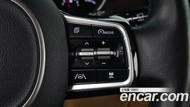 Kia Carnival 2020 — Photo 19/20