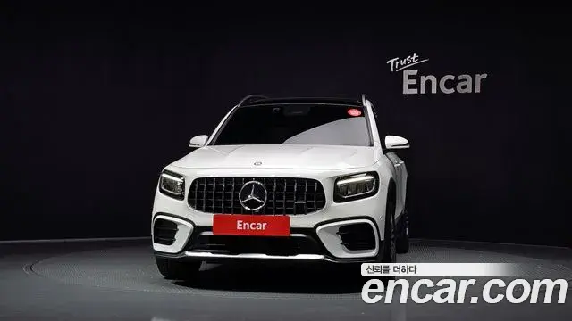 Mercedes-Benz GLB-Class 2025 — Photo 3/20