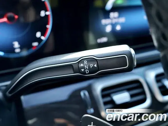 Mercedes-Benz GLE-Class 2021 — Фото 7/17