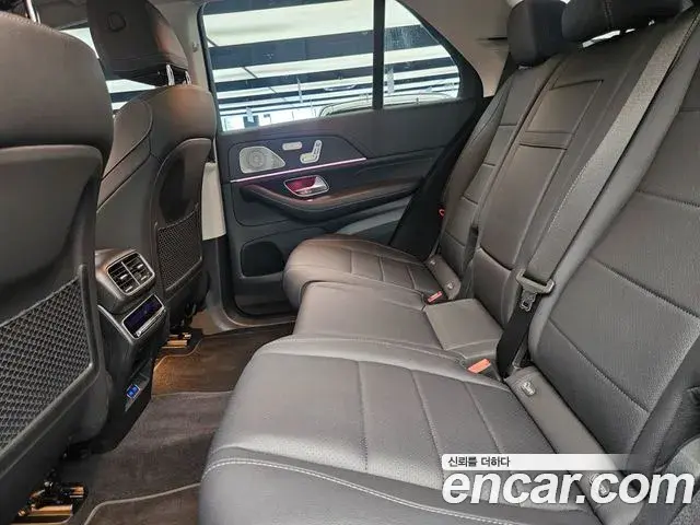 Mercedes-Benz GLE-Class 2026 — Photo 8/20