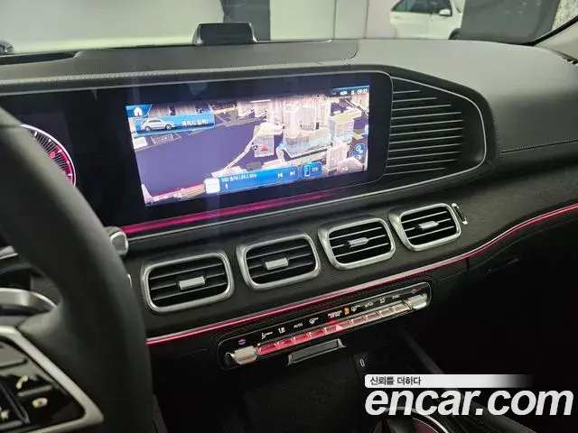 Mercedes-Benz GLE-Class 2026 — Photo 18/20