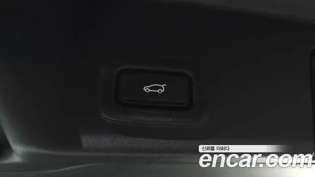 Land Rover Range Rover Evoque 2019 — Фото 17/20
