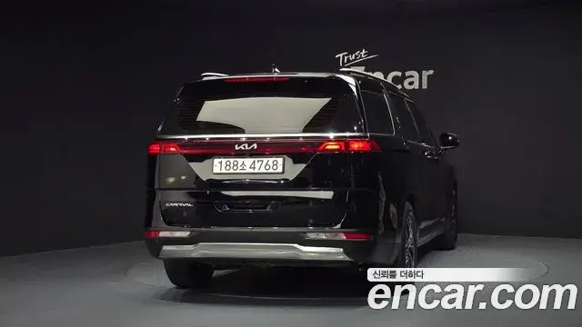 Kia Carnival 2022 — Photo 4/20