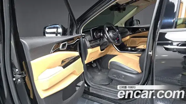 Kia Carnival 2022 — Photo 10/20