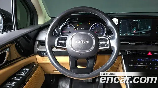Kia Carnival 2022 — Photo 12/20