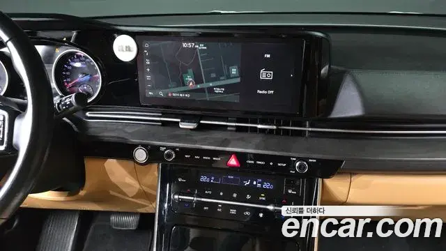 Kia Carnival 2022 — Photo 13/20