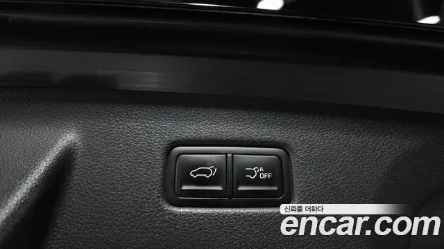 Kia Carnival 2022 — Photo 16/20
