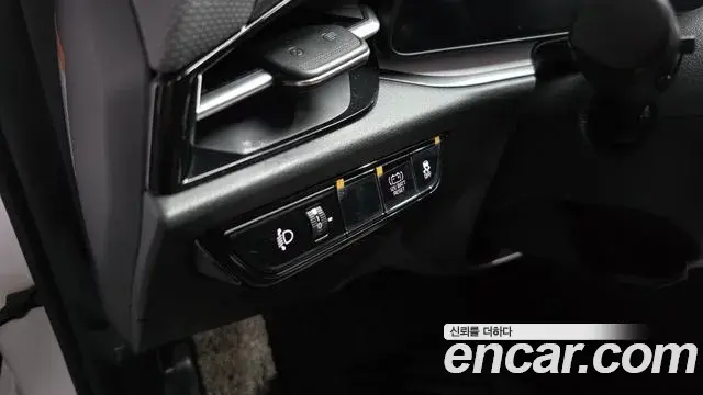 Kia Niro 2022 — Photo 33/38
