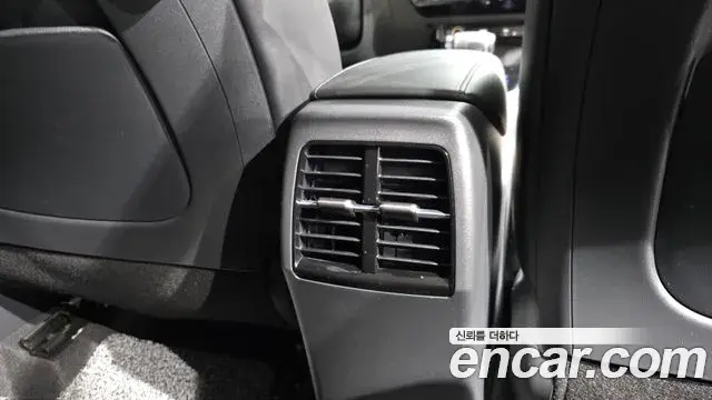 Kia Niro 2022 — Photo 35/38