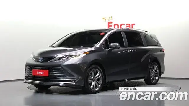 Toyota Sienna, 2025