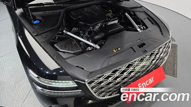 Genesis Electrified G80 2025 — Photo 6/20