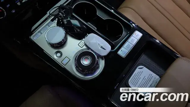 Genesis Electrified G80 2025 — Photo 9/20