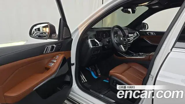 BMW X7 2024 — Photo 10/20