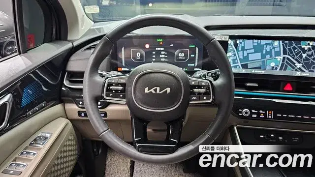 Kia Carnival 2024 — Фото 13/20
