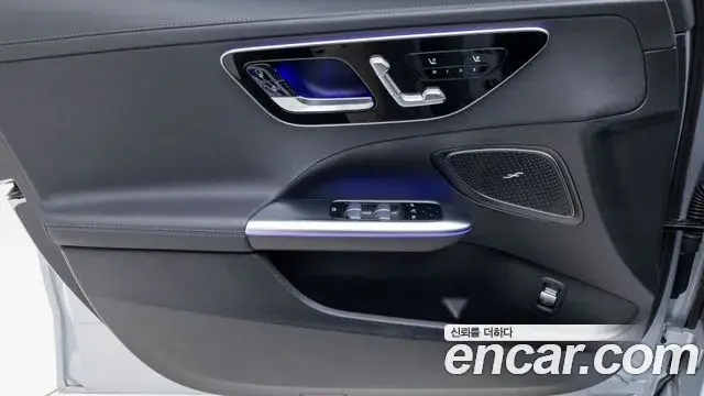Mercedes-Benz C-Class 2024 — Фото 14/20