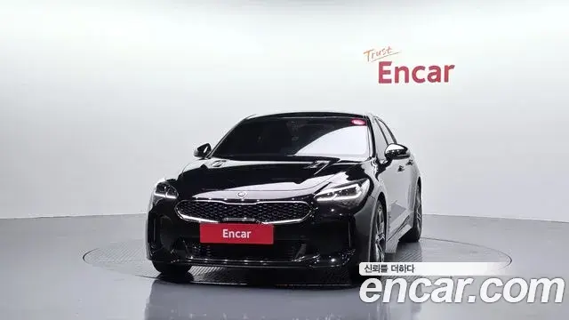 Kia Stinger 2018 — Photo 2/20