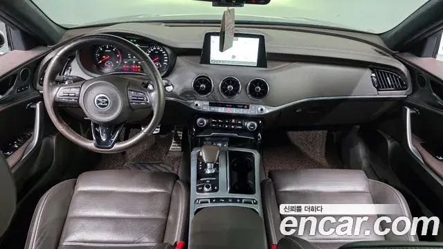 Kia Stinger 2018 — Photo 6/20