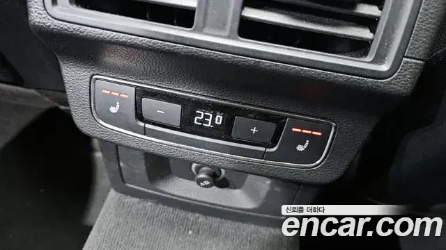 Audi Q5 2020 — ფოტო 11/20