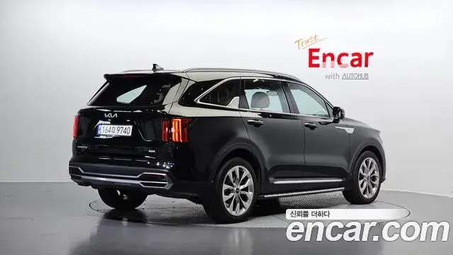 Kia Sorento 2023 — ფოტო 3/20