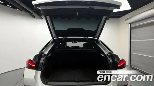 BMW X6 2023 — ფოტო 17/20