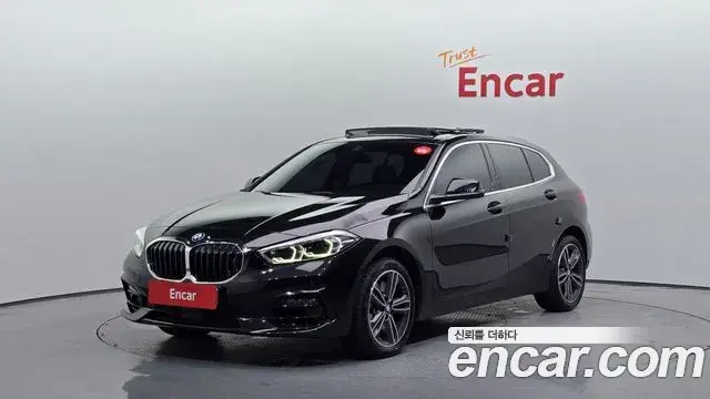 BMW 1 Series 2023 — Şəkil 13/20