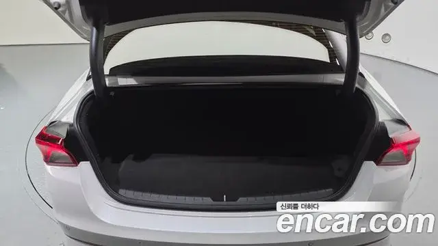 Kia K5 2022 — Şəkil 2/20