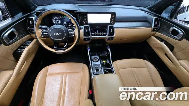 Kia Sorento 2023 — ფოტო 4/20