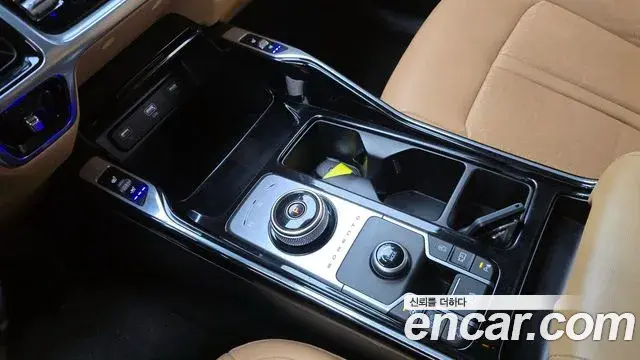 Kia Sorento 2023 — ფოტო 12/20